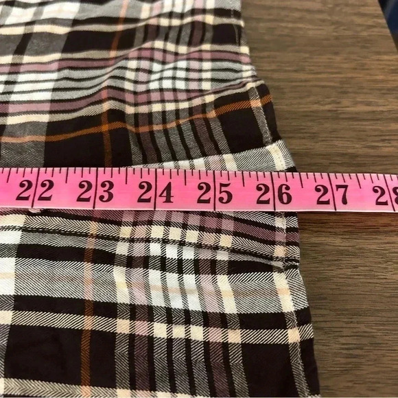 Plaid Ruffle Women's Top - Picture 9 of 11